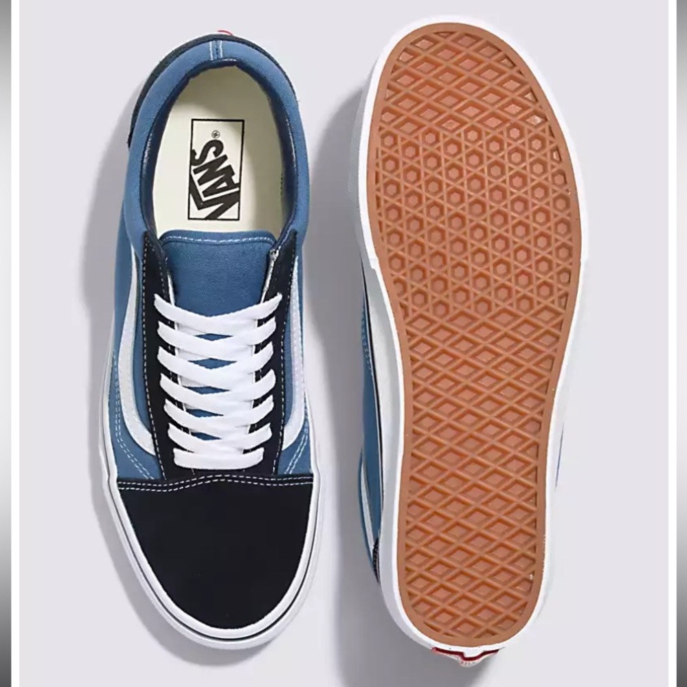 Women's Old Skool Size 8 Vans